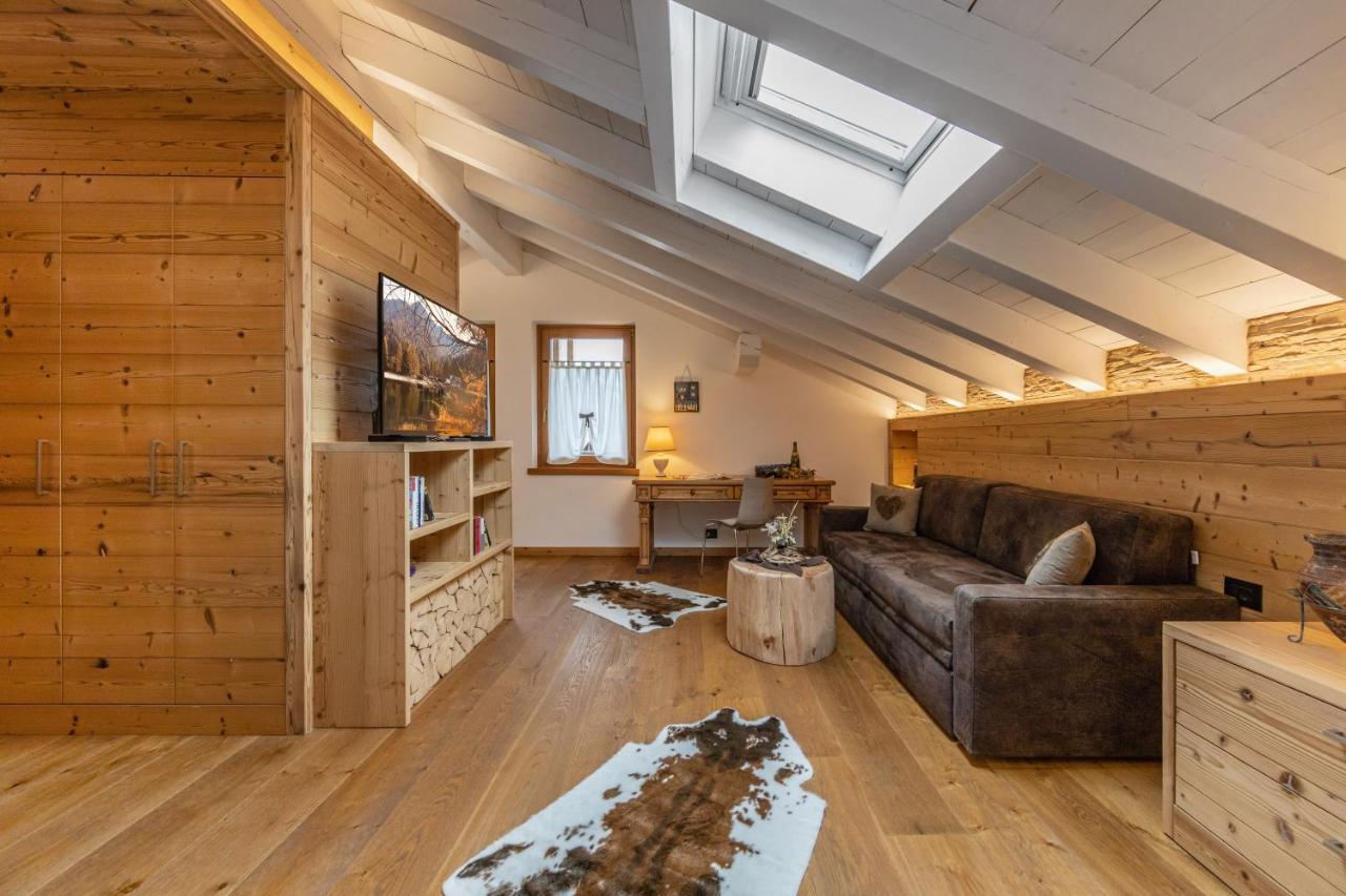 Chalet Mountain Plaza - Apt Greenvalley Pinzolo Bagian luar foto