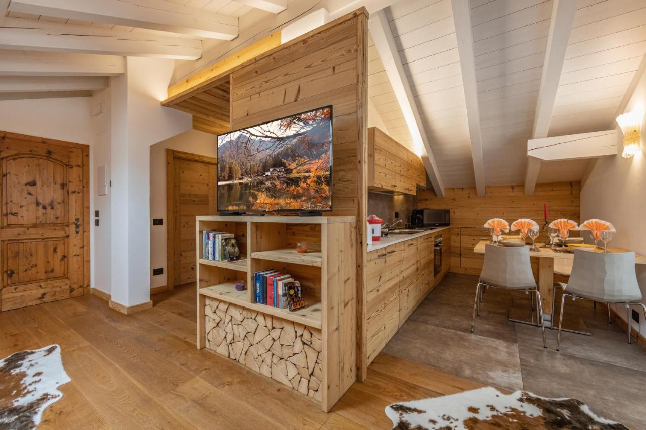 Chalet Mountain Plaza - Apt Greenvalley Pinzolo Bagian luar foto